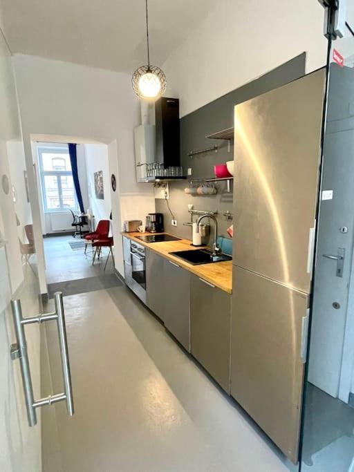 Klimatisierte Sehr Zentrale Wohnung-Loftstyle- 维也纳 外观 照片